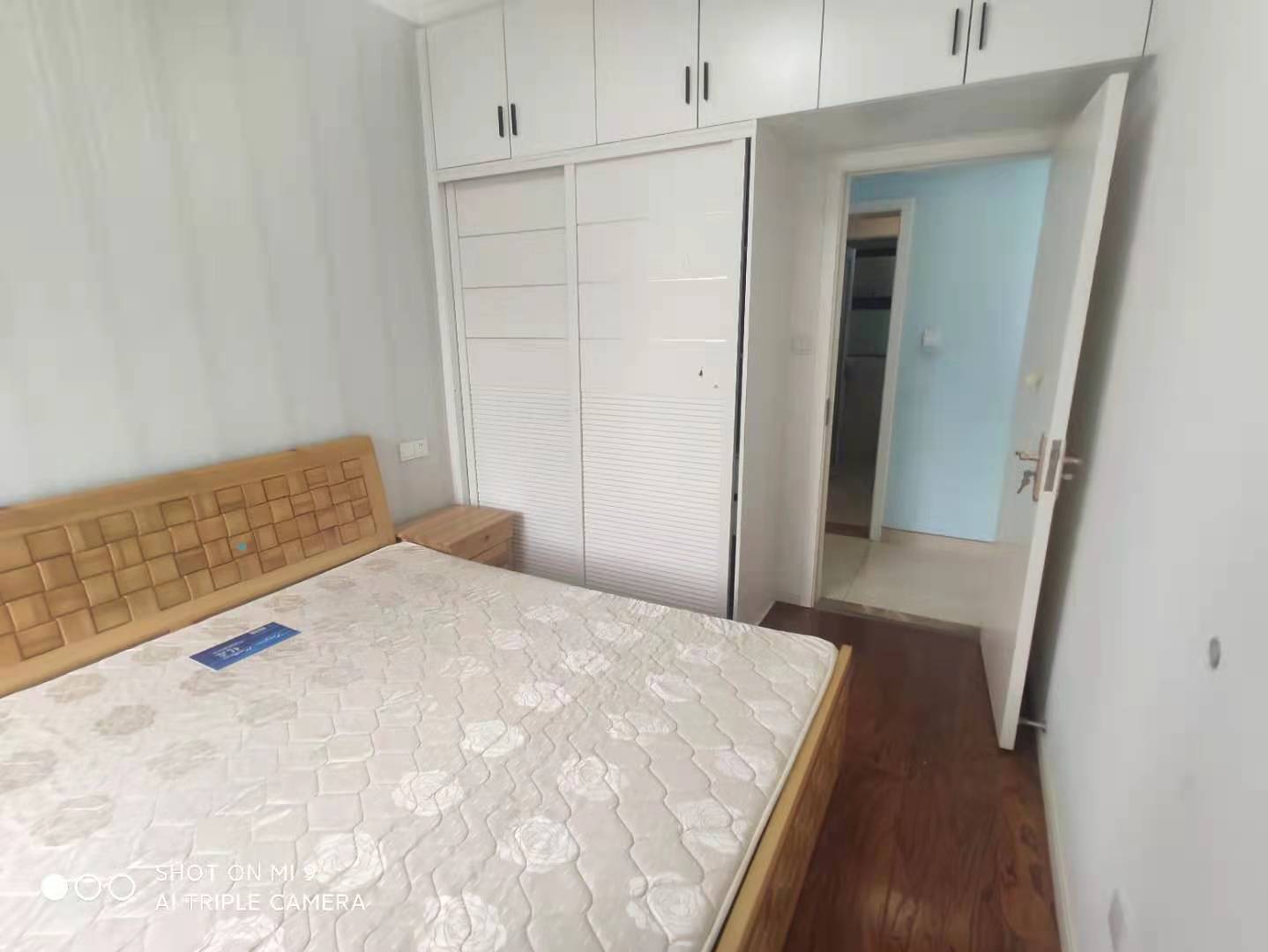 远大中央公园一期  3室2厅1卫    2500.0元/月 远大中央公园一期  3室2厅1卫    2500.0元/月室内图