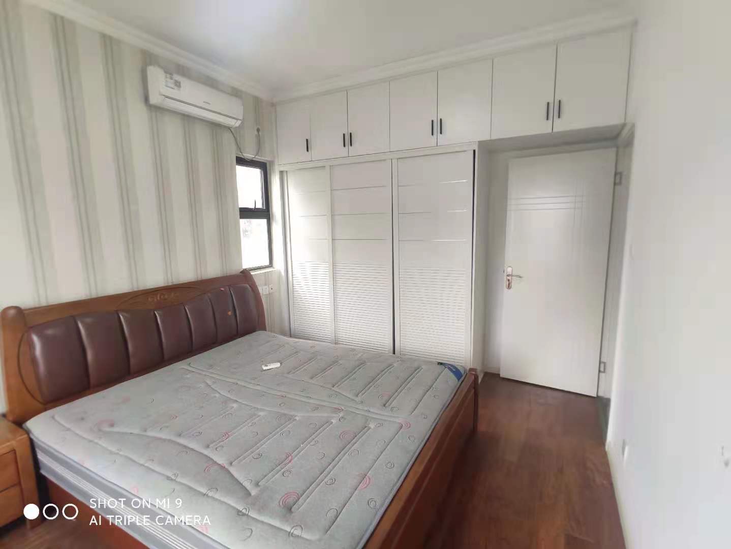 远大中央公园一期  3室2厅1卫    2500.0元/月 远大中央公园一期  3室2厅1卫    2500.0元/月室内图