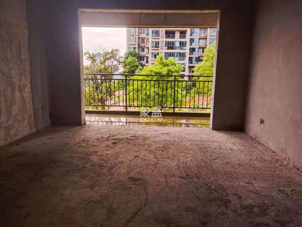 大同沁园  3室2厅2卫    76.8万