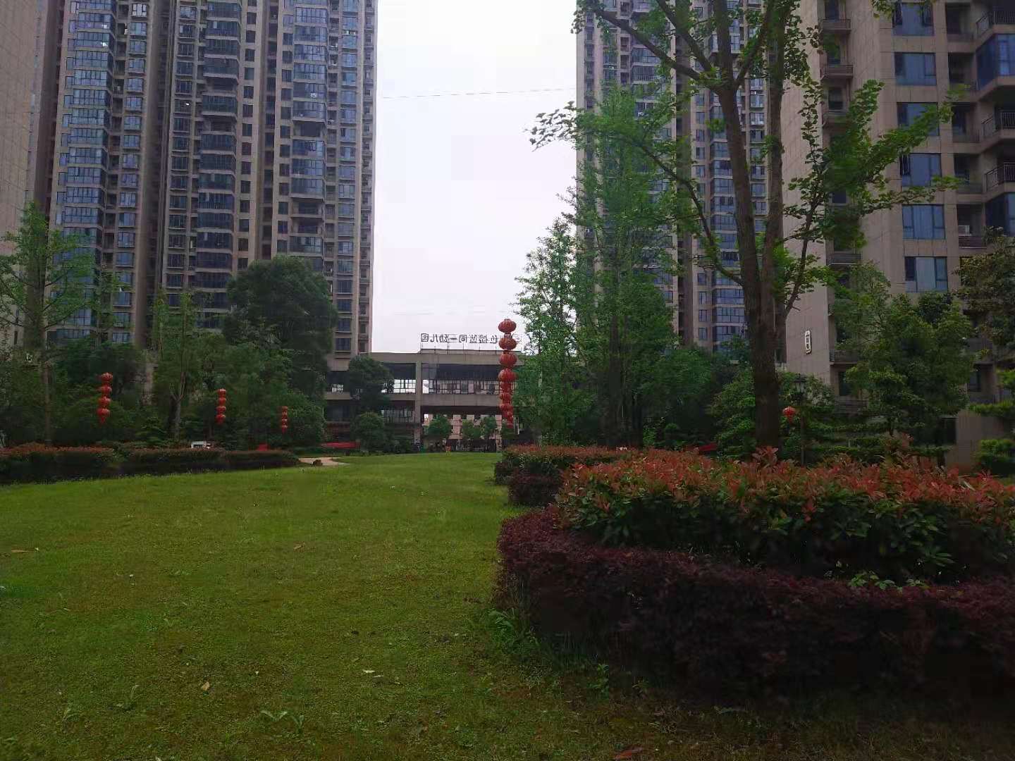 大同沁园  3室2厅2卫    76.8万 大同沁园  3室2厅2卫    76.8万小区图