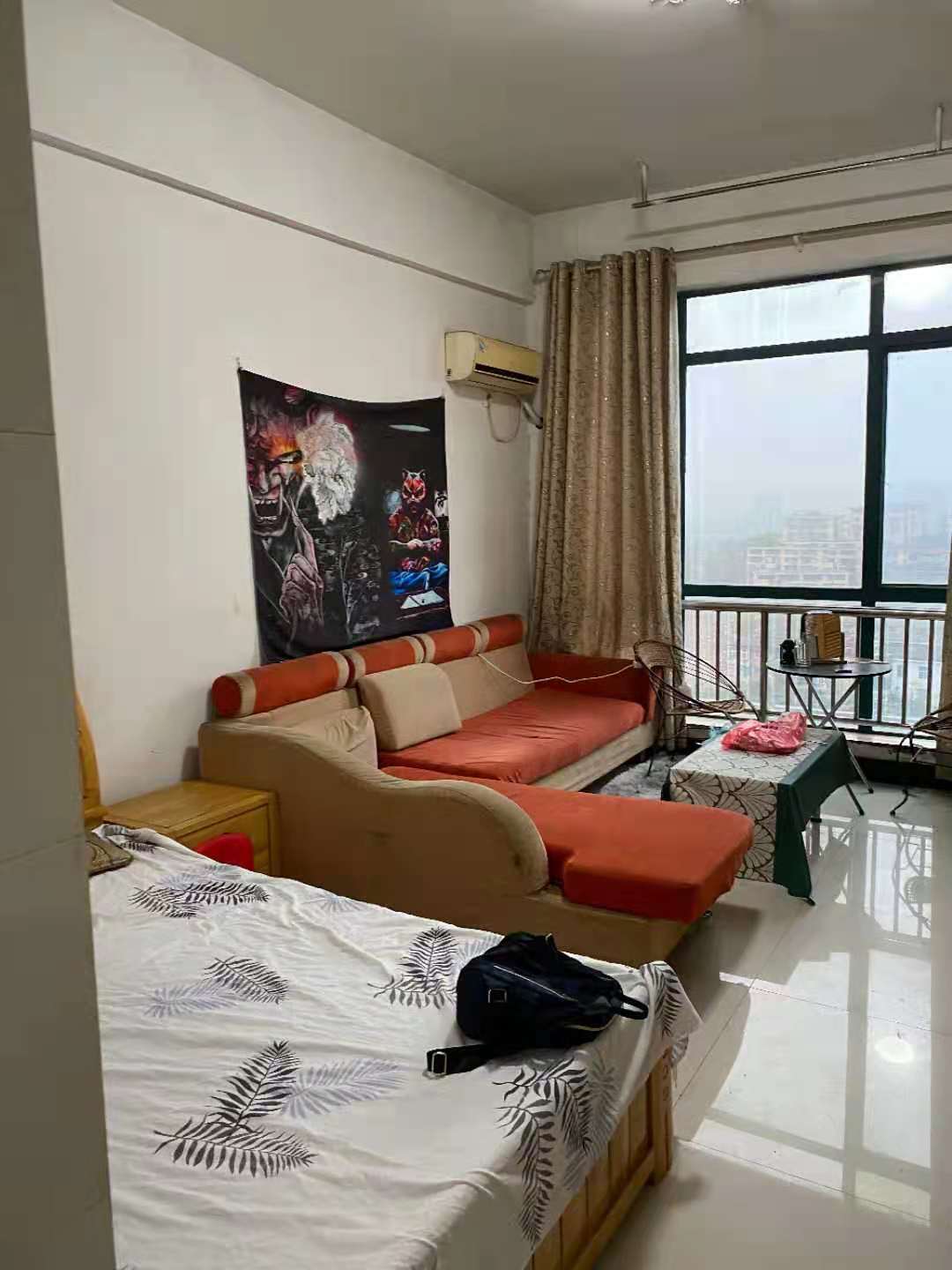 富华商业广场 1室1厅1卫 1000.0元/月 富华商业广场 1室1厅1卫 1000.0元/月室内图