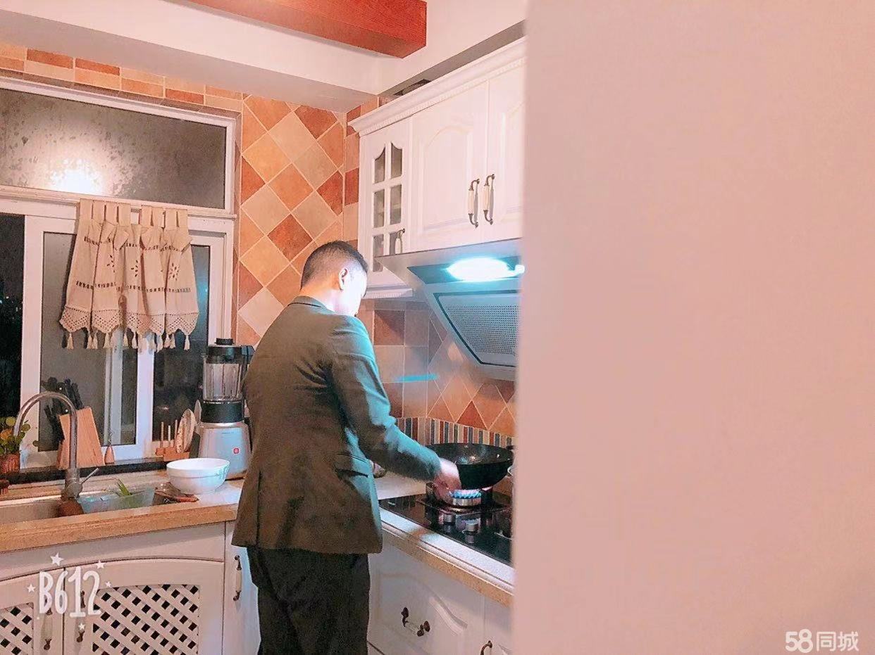 盛唐四月天 1室1厅1卫 1600.0元/月 盛唐四月天 1室1厅1卫 1600.0元/月室内图