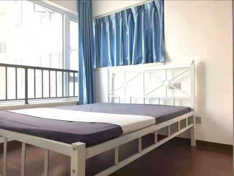 海伦春天  3室2厅1卫   2300.00元/月室内图