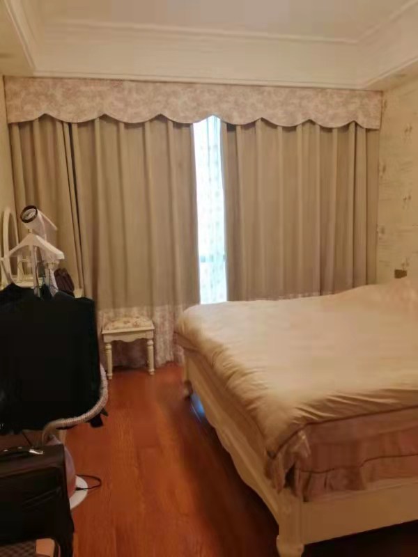 南苑上和二期  4室2厅2卫    152.8万 南苑上和二期  4室2厅2卫    152.8万卧室