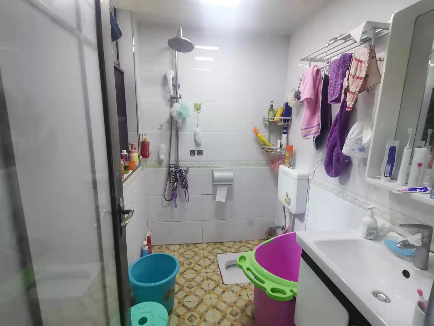 天地人和 3室2厅2卫 85.0万 天地人和 3室2厅2卫 85.0万