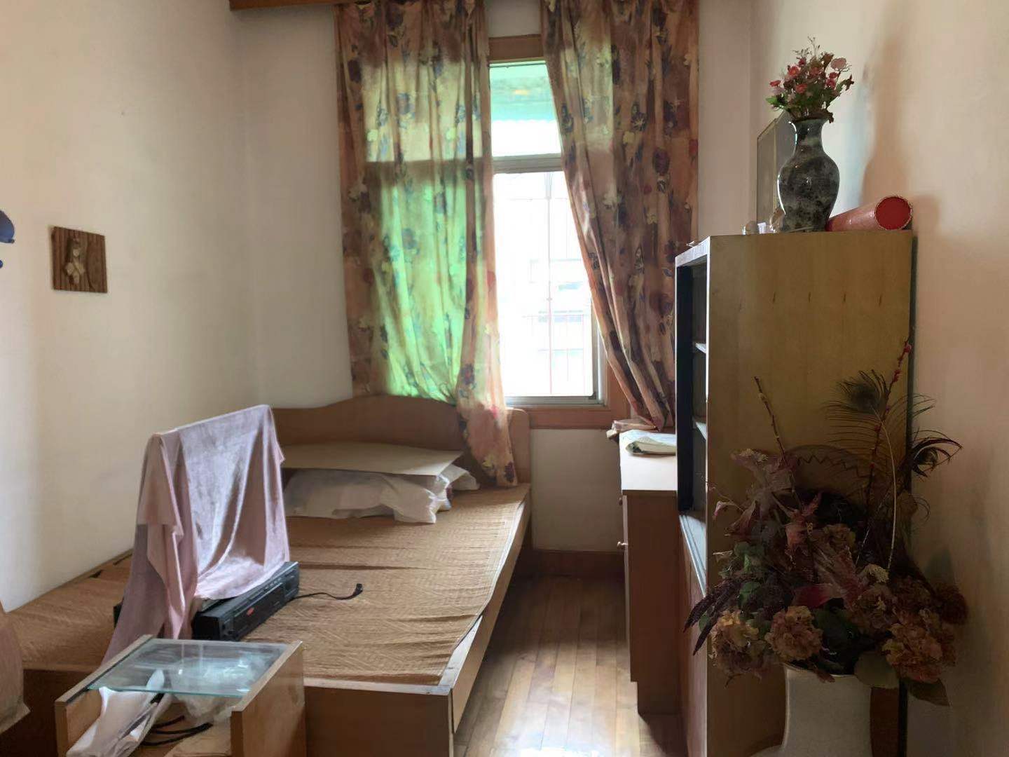 太平小区 2室1厅1卫 1000.0元/月 太平小区 2室1厅1卫 1000.0元/月室内图