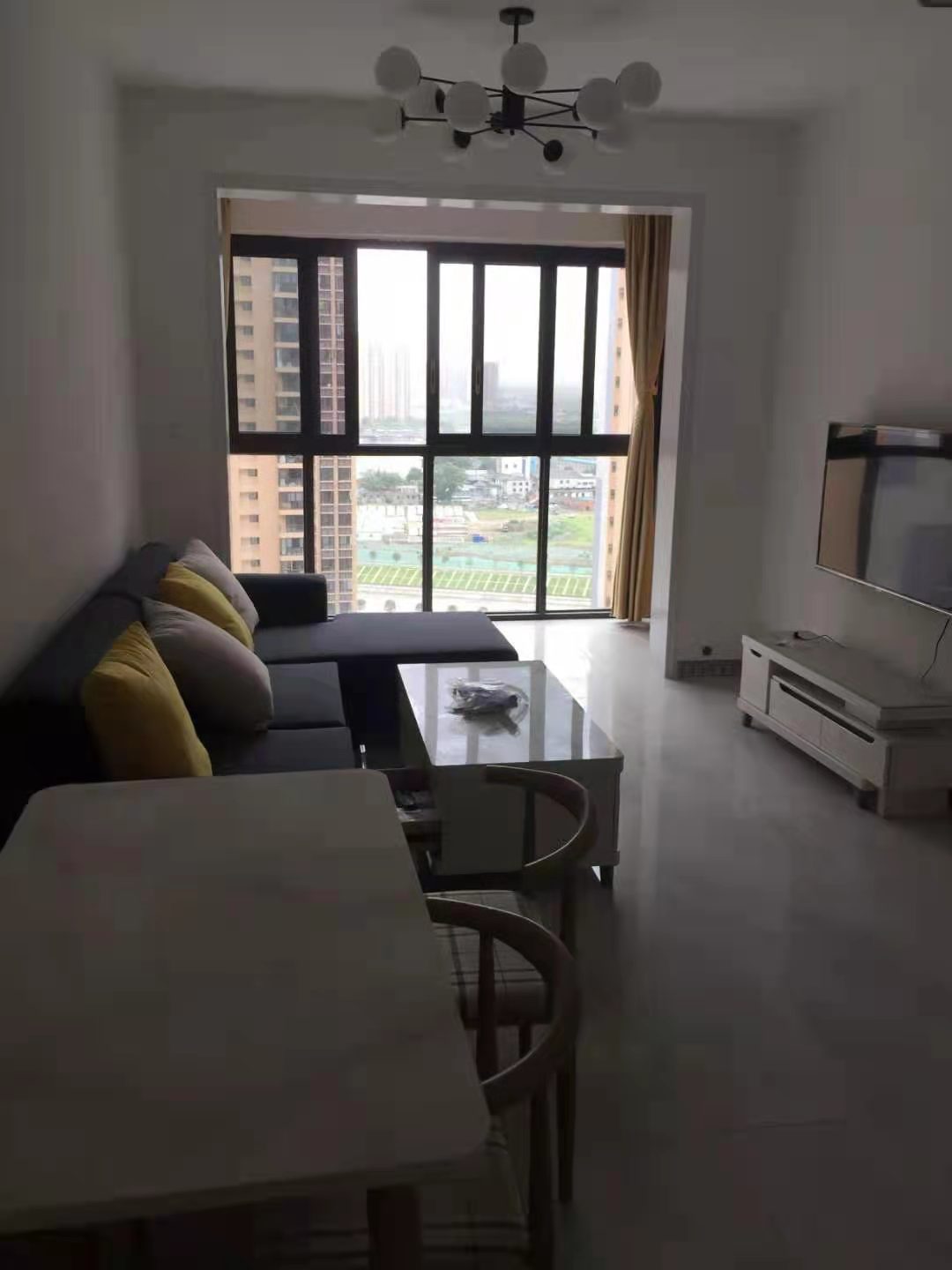 南湖尚景  2室1厅1卫    1800.0元/月 南湖尚景  2室1厅1卫    1800.0元/月室内图