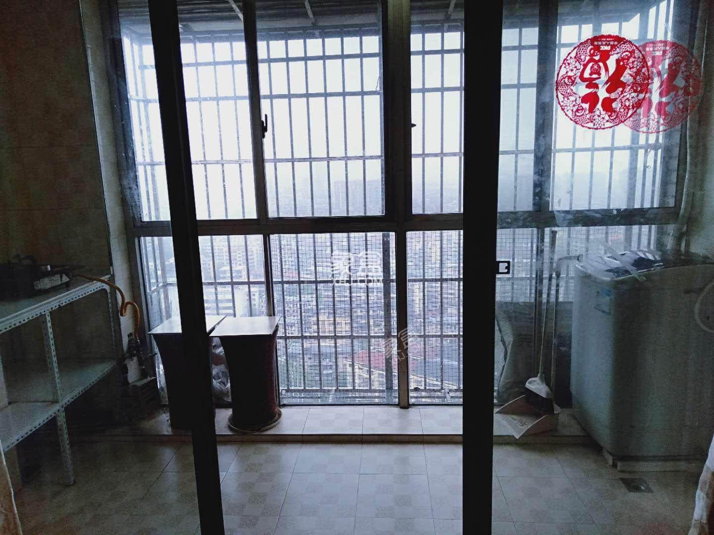 滨江财富中心  1室1厅1卫   20.80万卧室