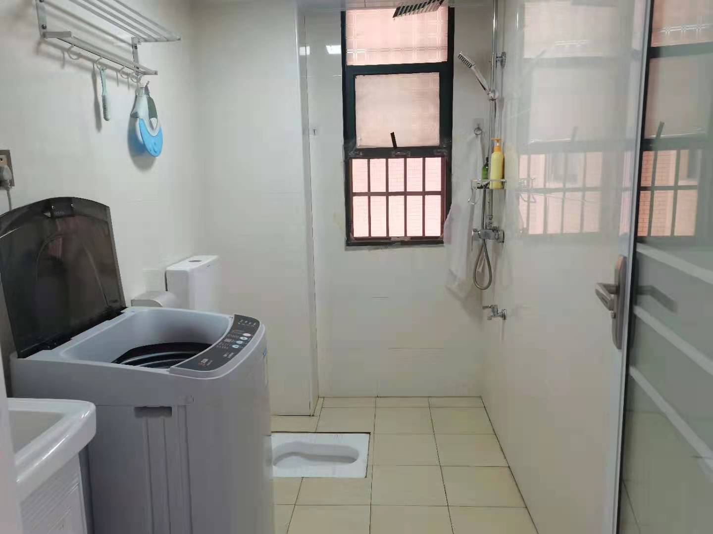 天地人和 3室2厅2卫 85.0万 天地人和 3室2厅2卫 85.0万卫生间