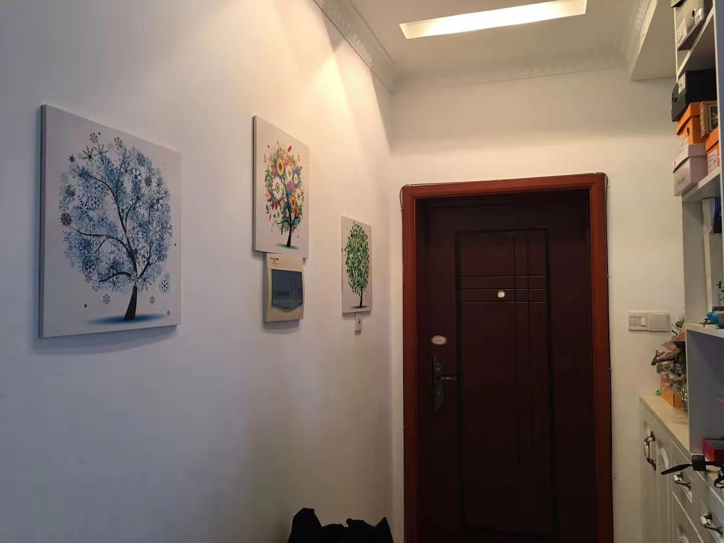 万城国际 3室2厅2卫 71.0万 万城国际 3室2厅2卫 71.0万客厅