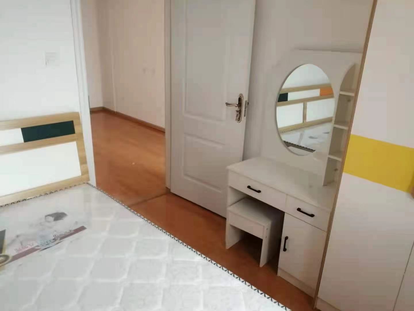 海伦春天  3室1厅2卫    2800.0元/月 海伦春天  3室1厅2卫    2800.0元/月室内图