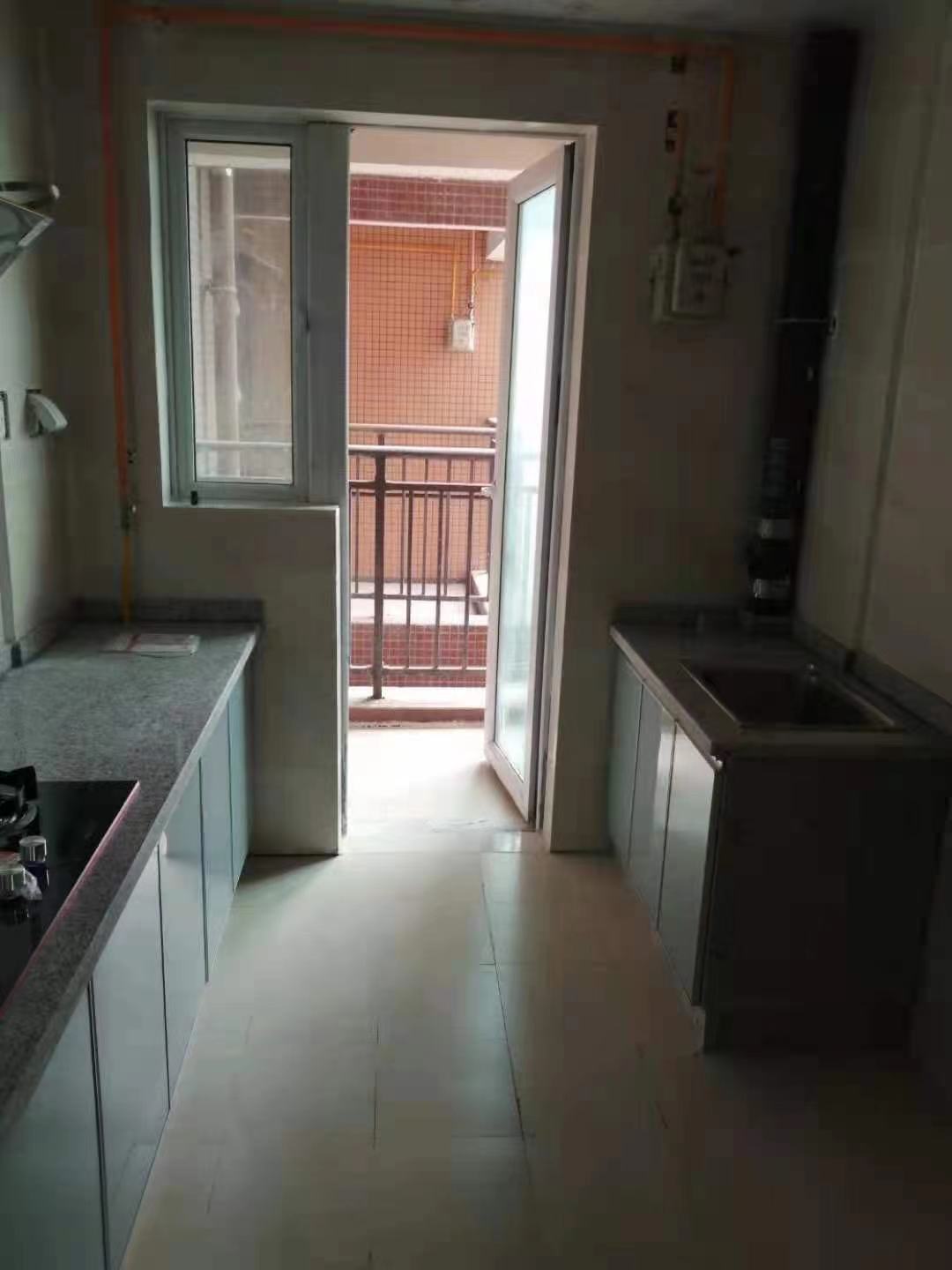 海伦春天  3室1厅2卫    2800.0元/月 海伦春天  3室1厅2卫    2800.0元/月室内图