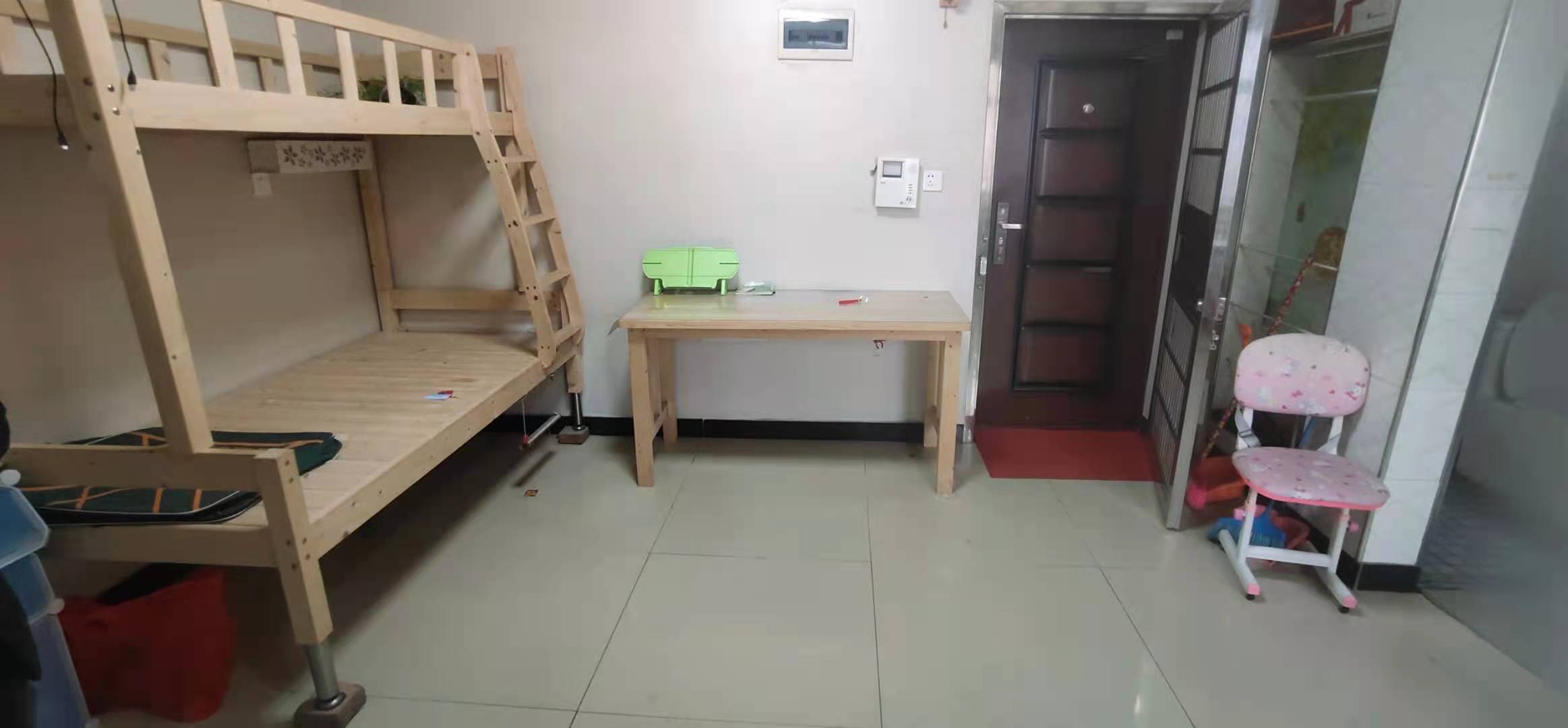 东方新城  1室1厅1卫   1000.00元/月室内图