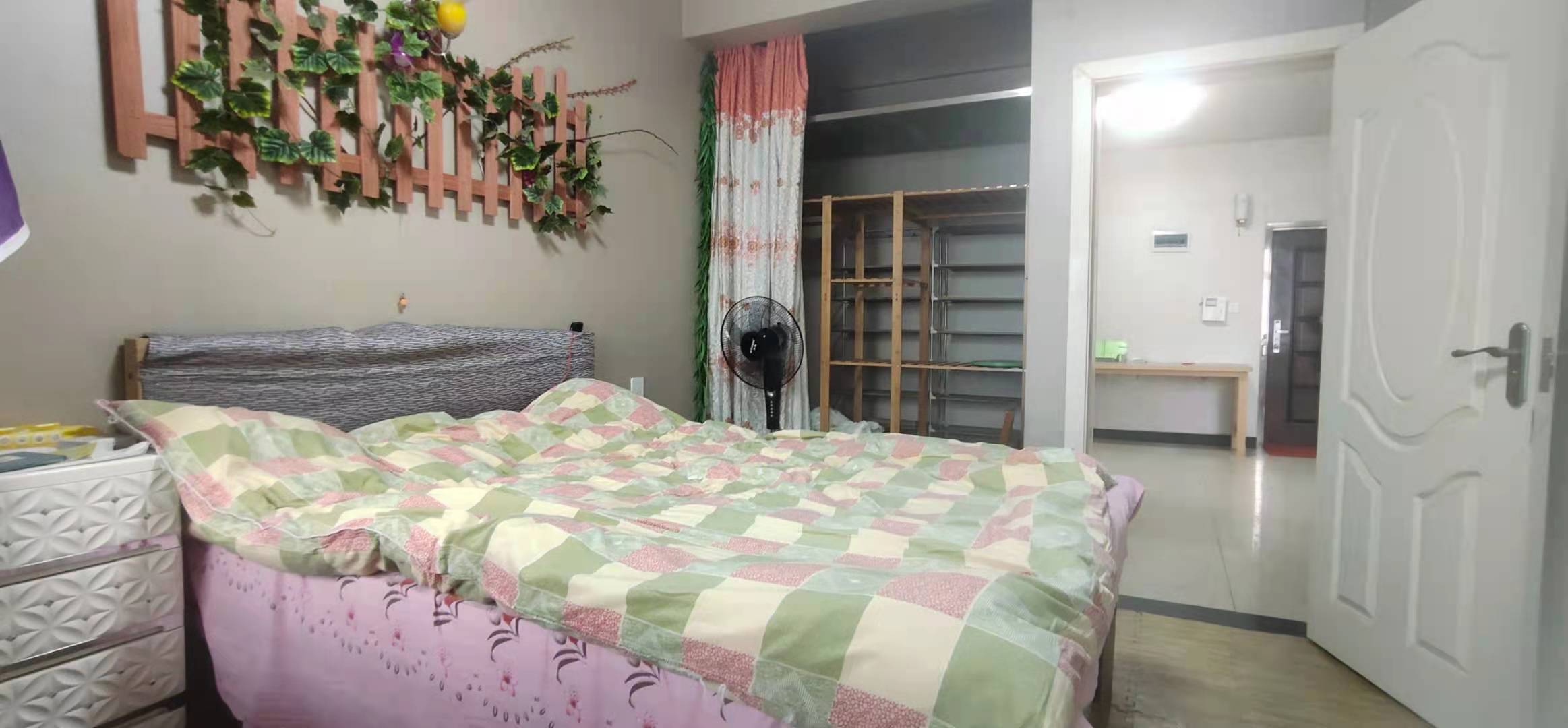东方新城  1室1厅1卫   1000.00元/月室内图