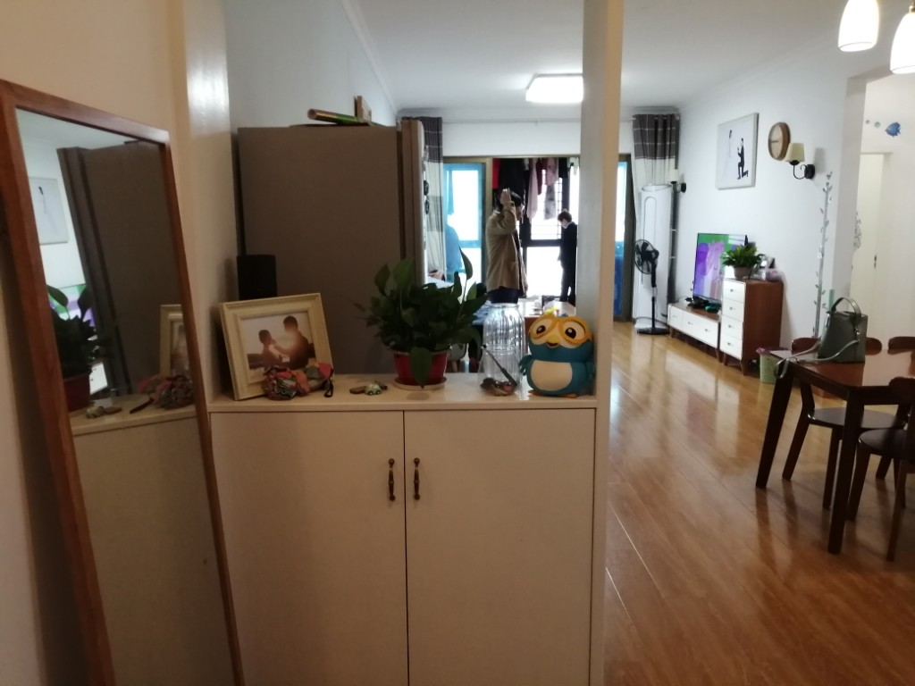 碧桂园 3室2厅1卫 70.0万 碧桂园 3室2厅1卫 70.0万客厅