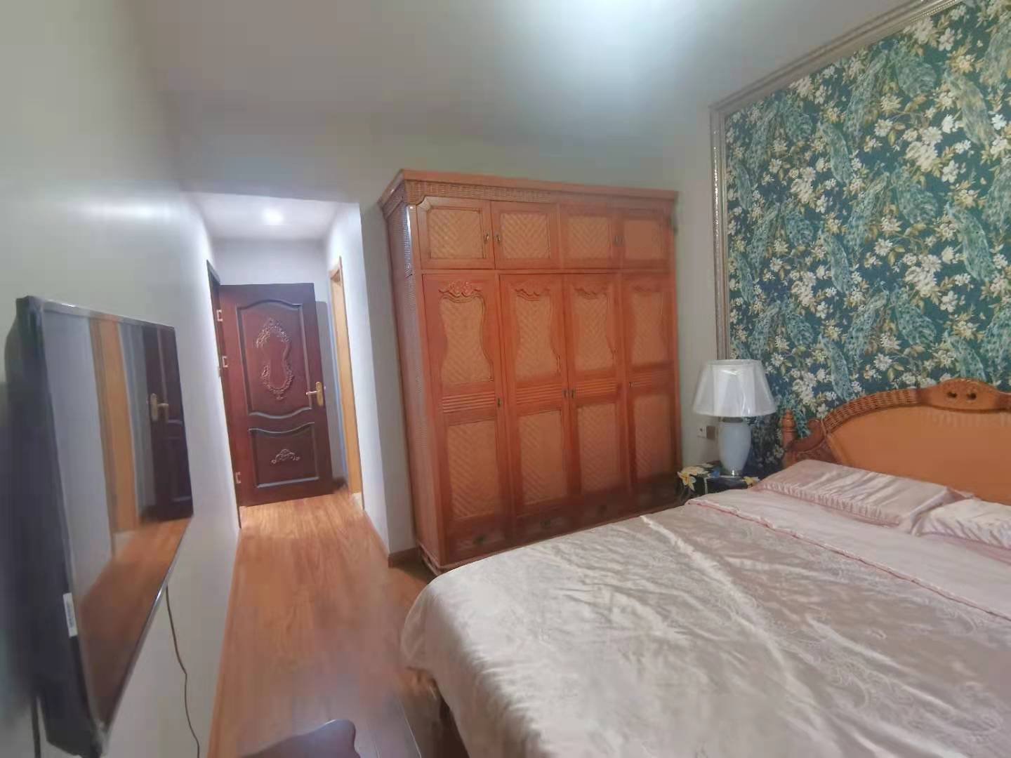 阳光100大湖第 3室2厅1卫 160.0万 阳光100大湖第 3室2厅1卫 160.0万卧室