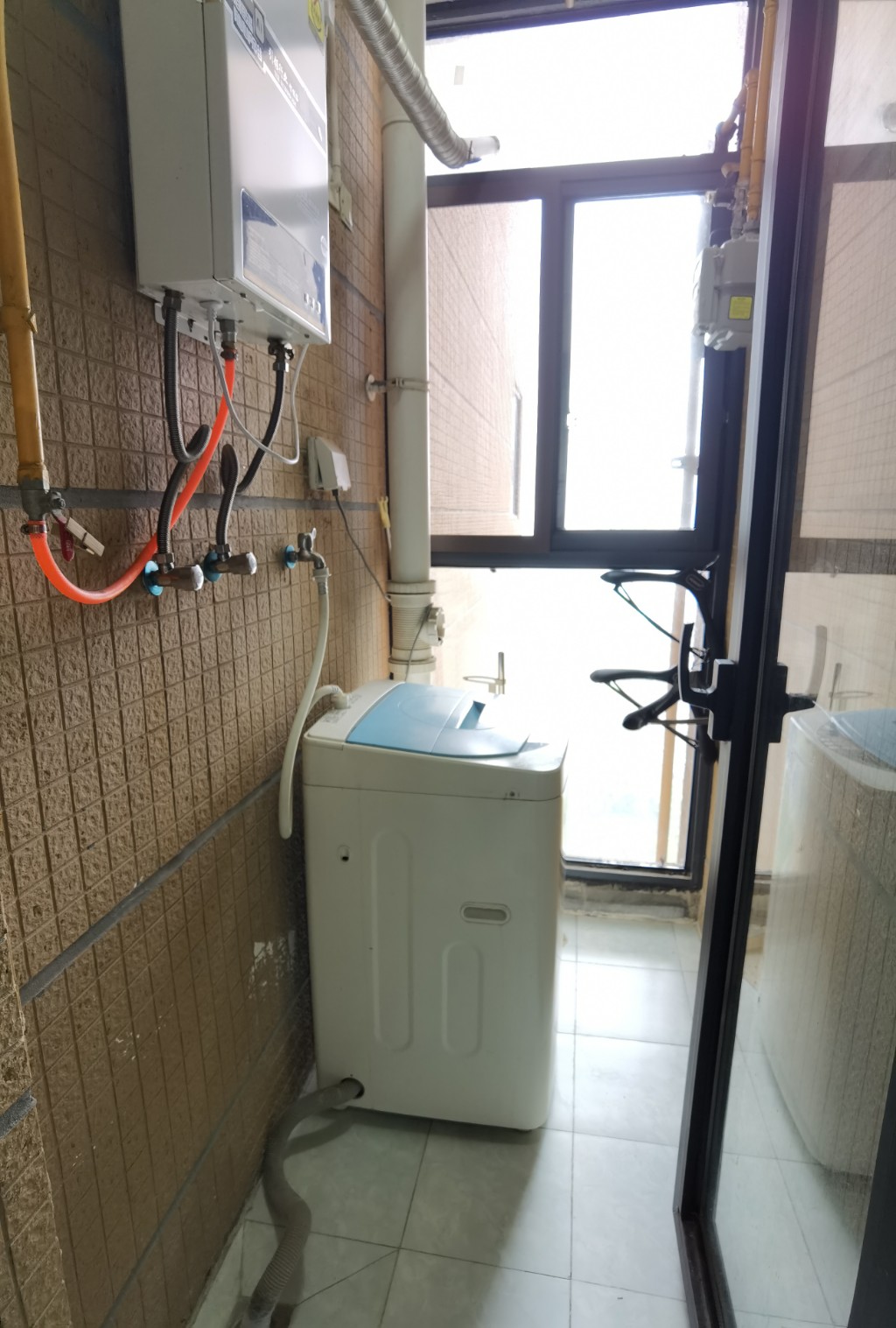 中信城佐岸  2室2厅1卫    2400.0元/月 中信城佐岸  2室2厅1卫    2400.0元/月室内图