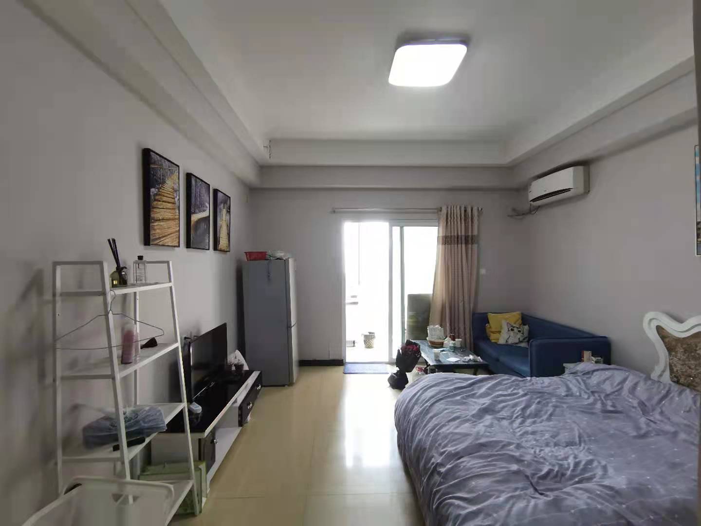 华城泊郡  1室0厅1卫   2000.00元/月室内图