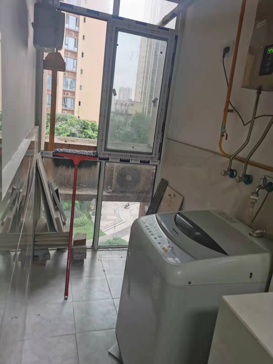 中铁骑士府邸 3室2厅1卫 2600.0元/月 中铁骑士府邸 3室2厅1卫 2600.0元/月室内图