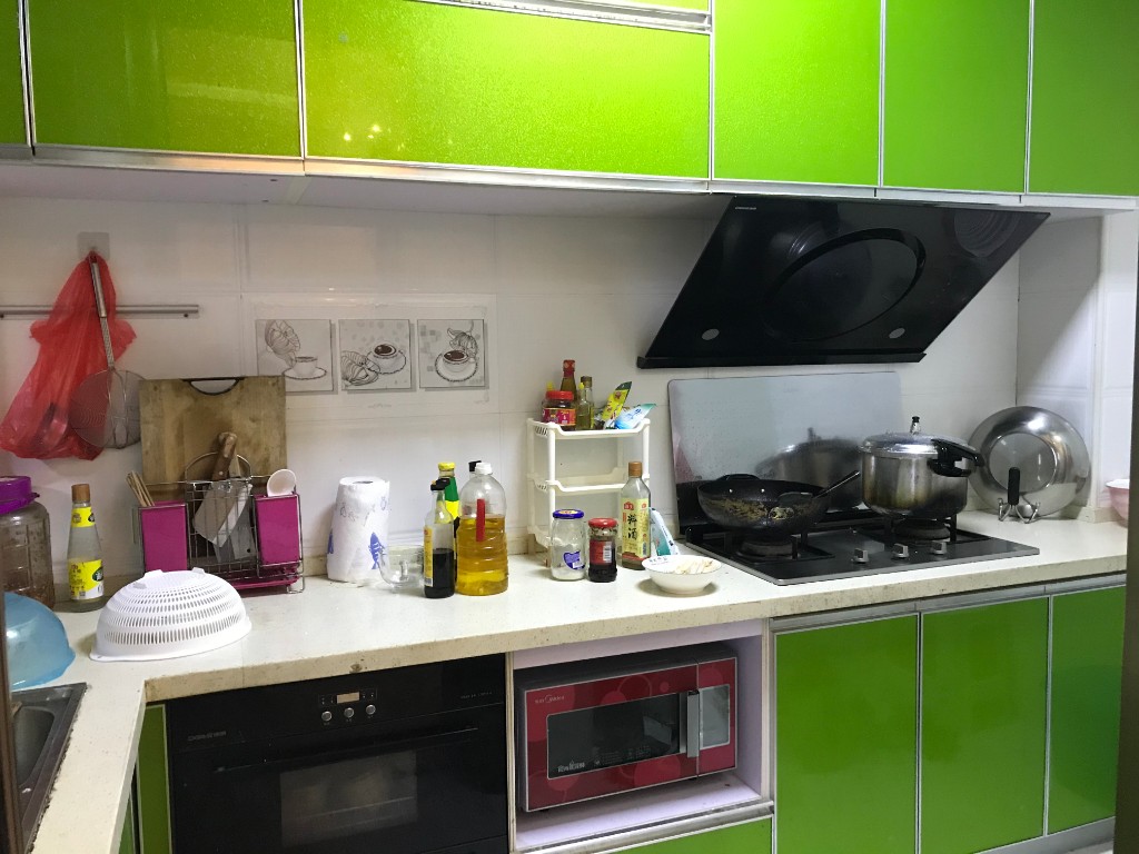 檀香山  4室2厅2卫    150.0万 檀香山  4室2厅2卫    150.0万厨房