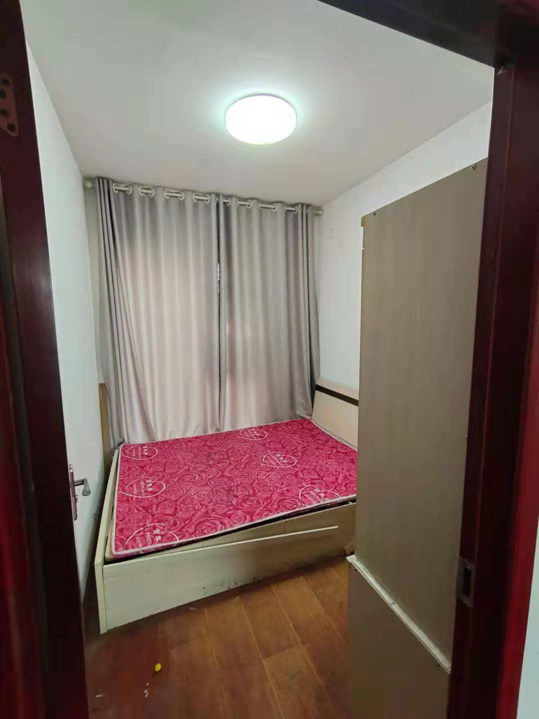 鑫苑鑫都汇南区 3室1厅1卫 2200.0元/月 鑫苑鑫都汇南区 3室1厅1卫 2200.0元/月室内图