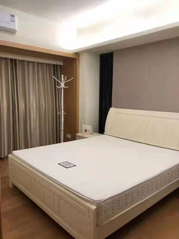 大汉希尔顿 2室2厅1卫 80.8万 大汉希尔顿 2室2厅1卫 80.8万客厅