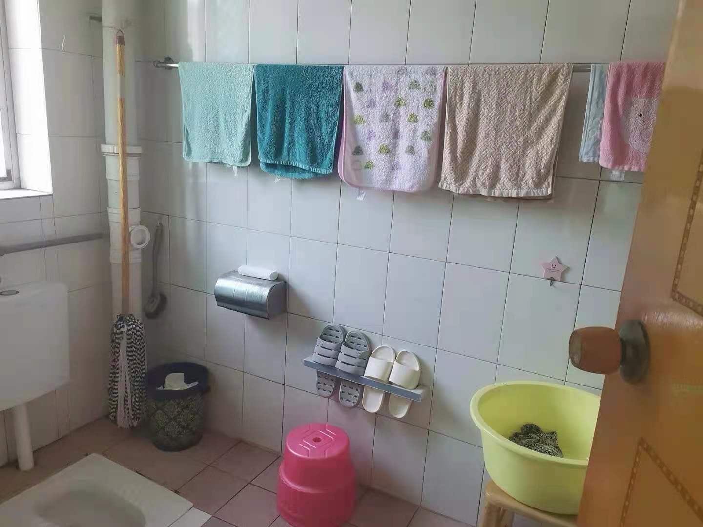 赫山司法局  3室2厅2卫    49.0万卫生间