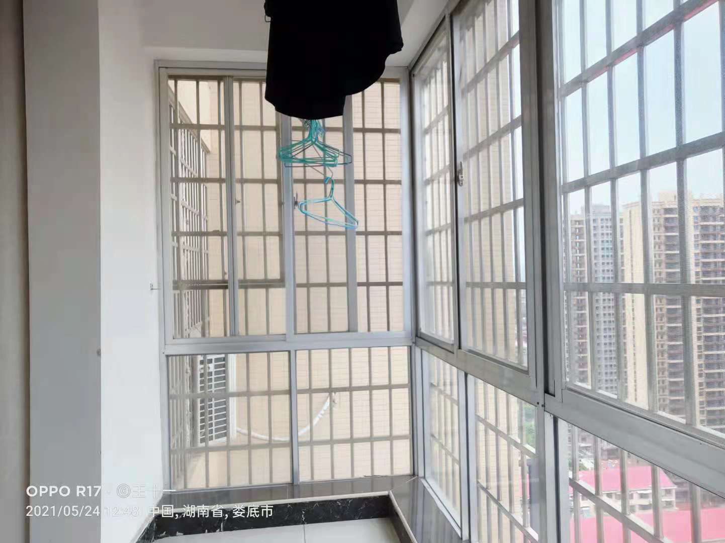 新概念  3室2厅2卫    80.0万 新概念  3室2厅2卫    80.0万阳台