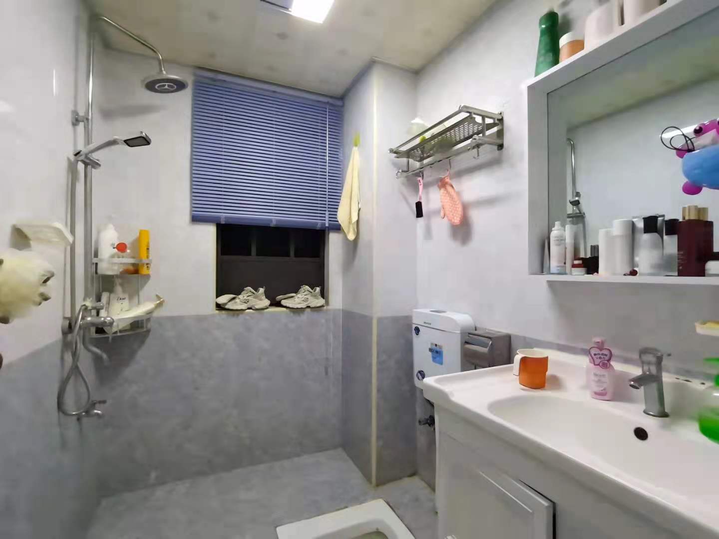 华辰汇景一、二期 1室1厅1卫 1650.0元/月 华辰汇景一、二期 1室1厅1卫 1650.0元/月室内图