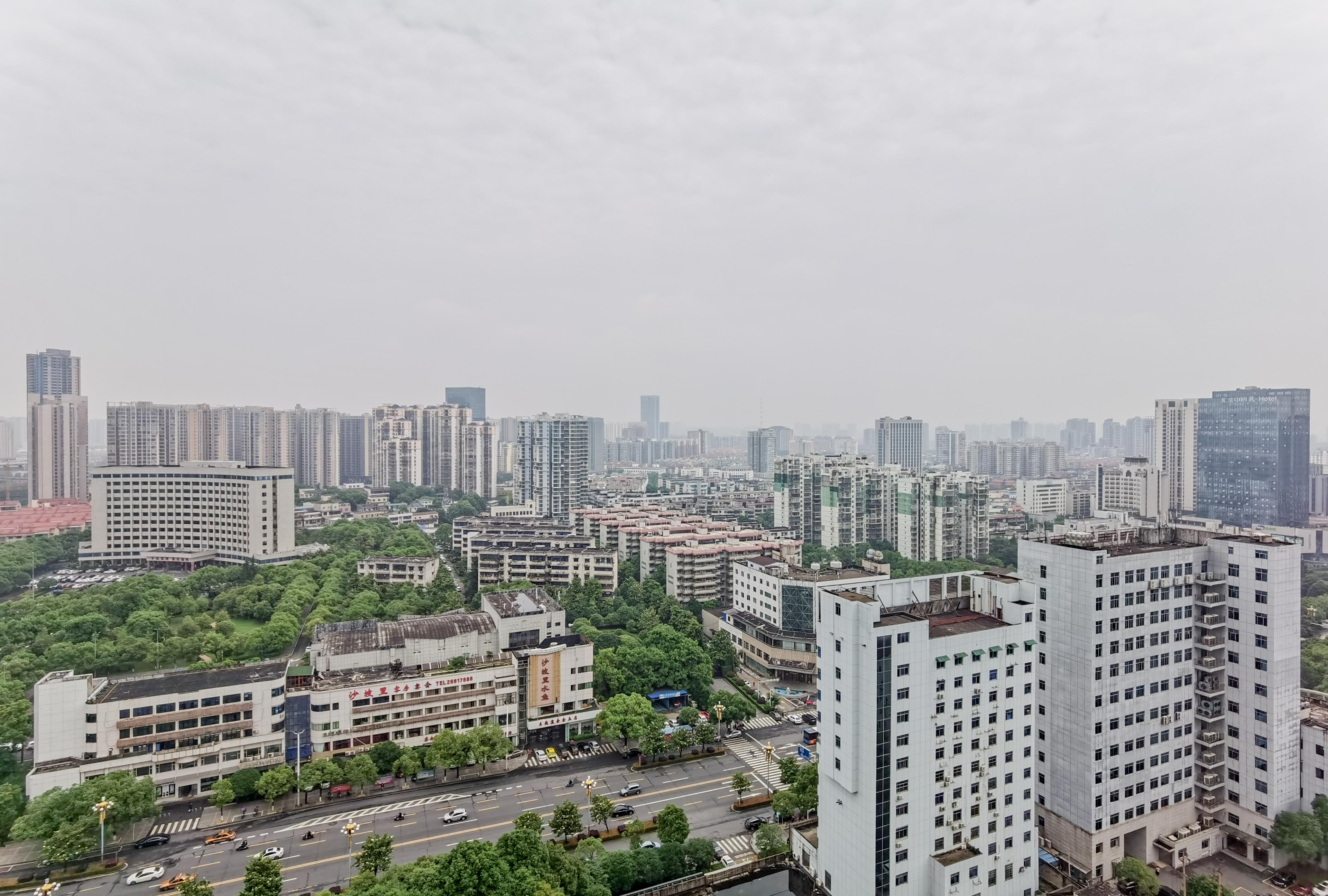 嘉墅翰林阁  3室2厅1卫    99.8万 嘉墅翰林阁  3室2厅1卫    99.8万客厅