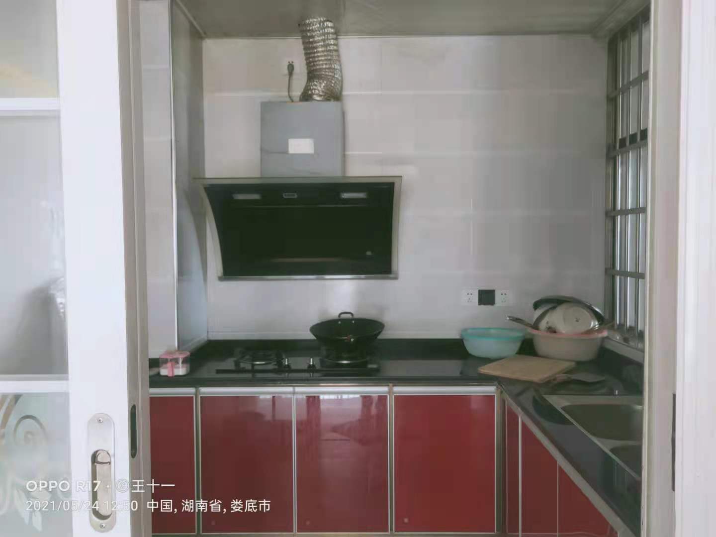 新概念  3室2厅2卫    80.0万 新概念  3室2厅2卫    80.0万厨房