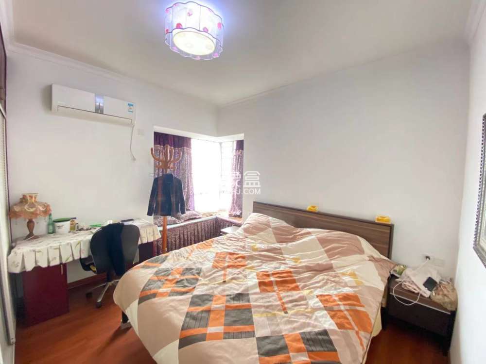 愉景湾东域  2室2厅1卫    69.8万 愉景湾东域  2室2厅1卫    69.8万