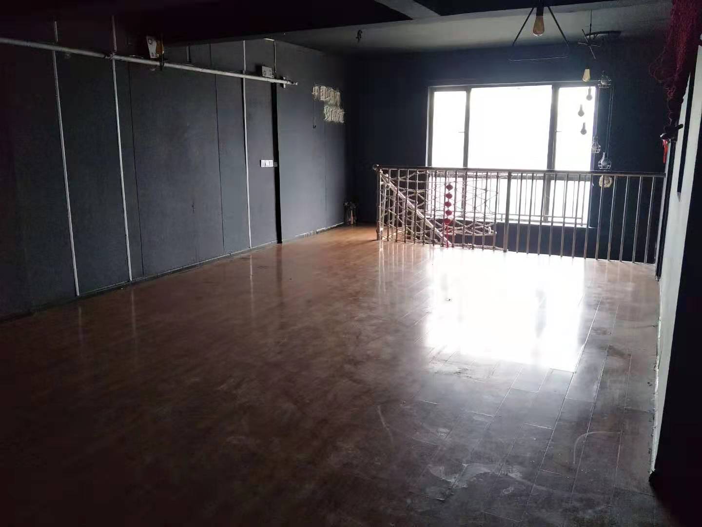 中天会展城SOHO公寓  1室1厅1卫   3500.00元/月室内图