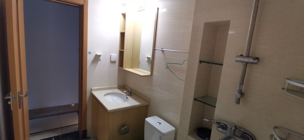 中信城右岸  3室1厅1卫    2200.0元/月 中信城右岸  3室1厅1卫    2200.0元/月室内图