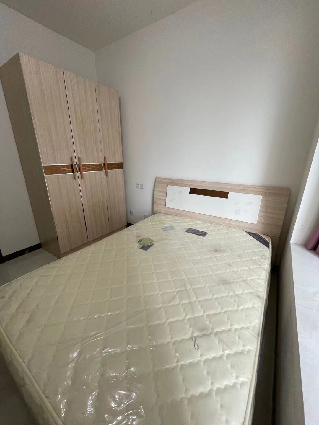 南湖锦苑 1室1厅1卫 1600.0元/月 南湖锦苑 1室1厅1卫 1600.0元/月室内图