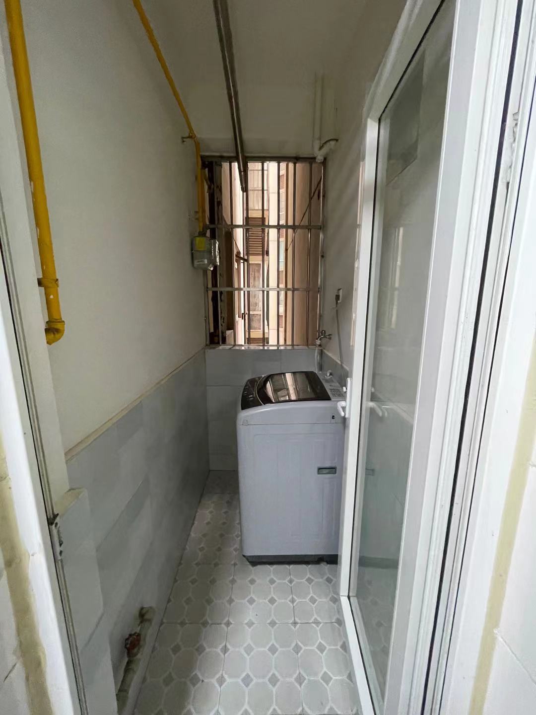 南湖锦苑 1室1厅1卫 1600.0元/月 南湖锦苑 1室1厅1卫 1600.0元/月室内图