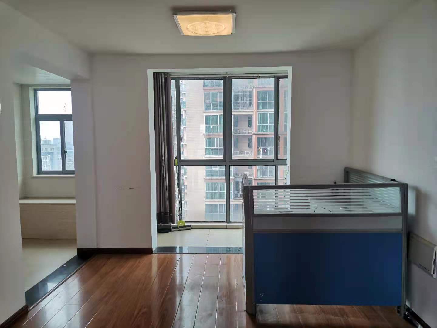 鹏利广场 3室1厅1卫 2800.0元/月 鹏利广场 3室1厅1卫 2800.0元/月室内图