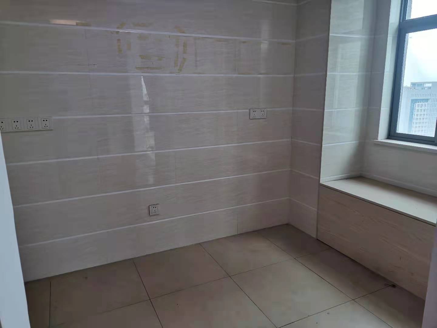 鹏利广场 3室1厅1卫 2800.0元/月 鹏利广场 3室1厅1卫 2800.0元/月室内图