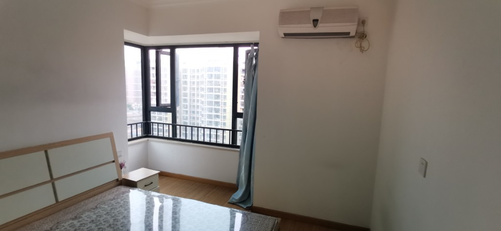 中信城右岸  3室1厅1卫    2200.0元/月 中信城右岸  3室1厅1卫    2200.0元/月室内图