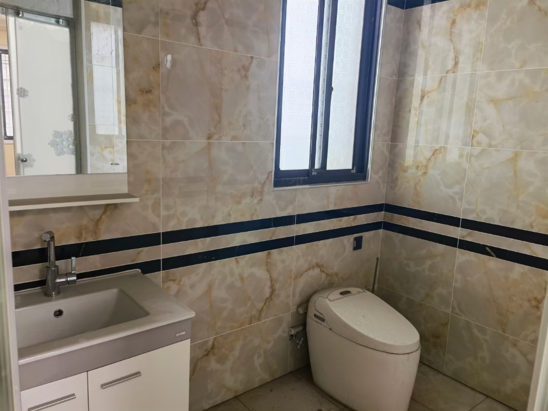 弘星大厦  3室2厅2卫    96.8万 弘星大厦  3室2厅2卫    96.8万客厅