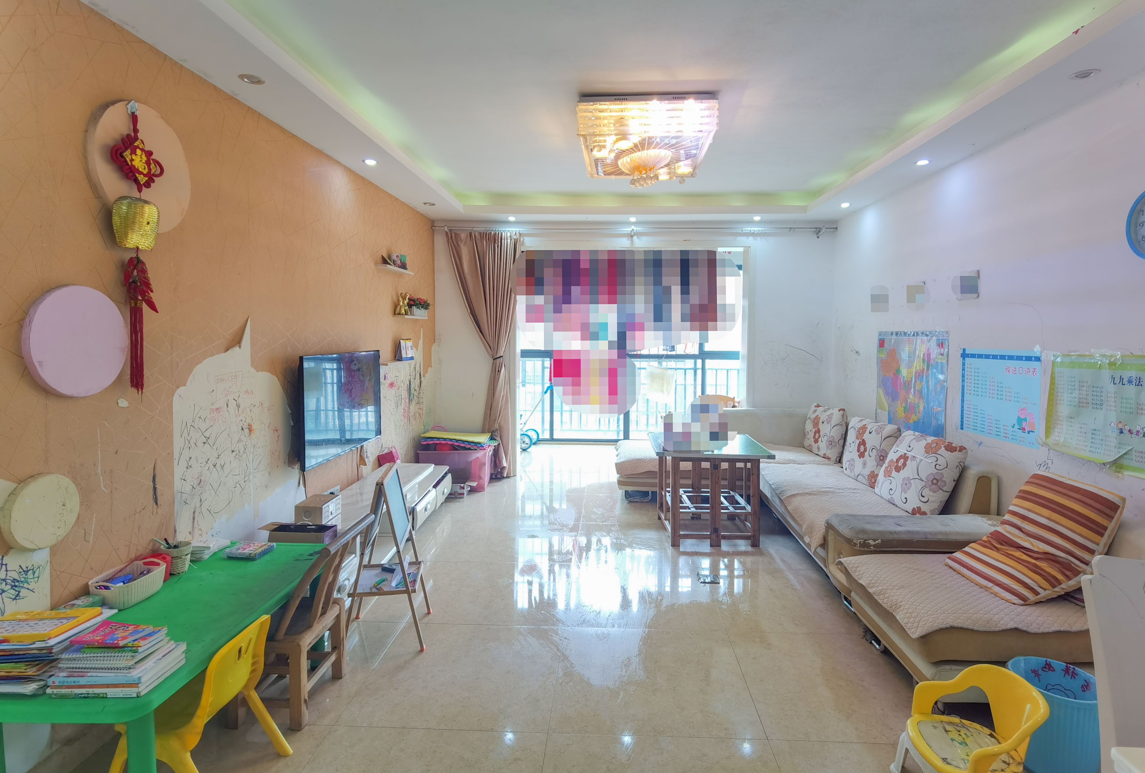 印象华都 3室2厅1卫 58.8万 印象华都 3室2厅1卫 58.8万客厅