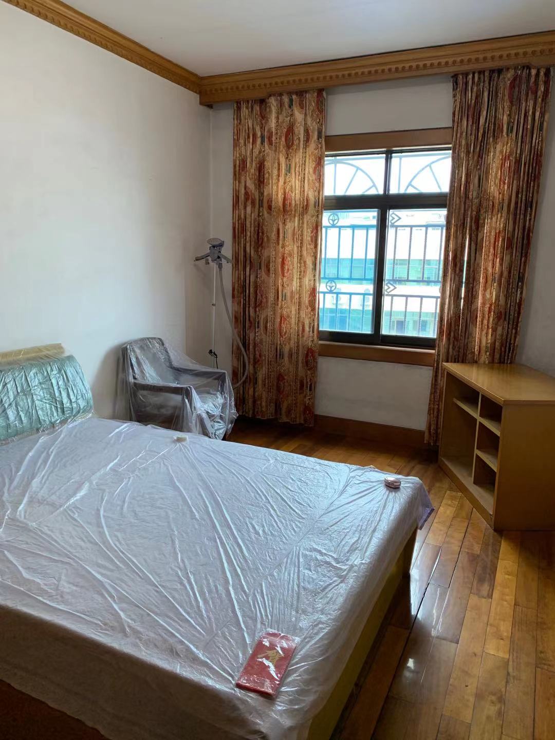 国税四分局 3室2厅2卫 1200.0元/月 国税四分局 3室2厅2卫 1200.0元/月室内图