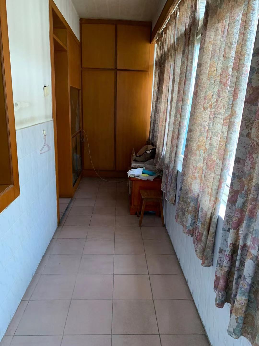 国税四分局 3室2厅2卫 1200.0元/月 国税四分局 3室2厅2卫 1200.0元/月室内图