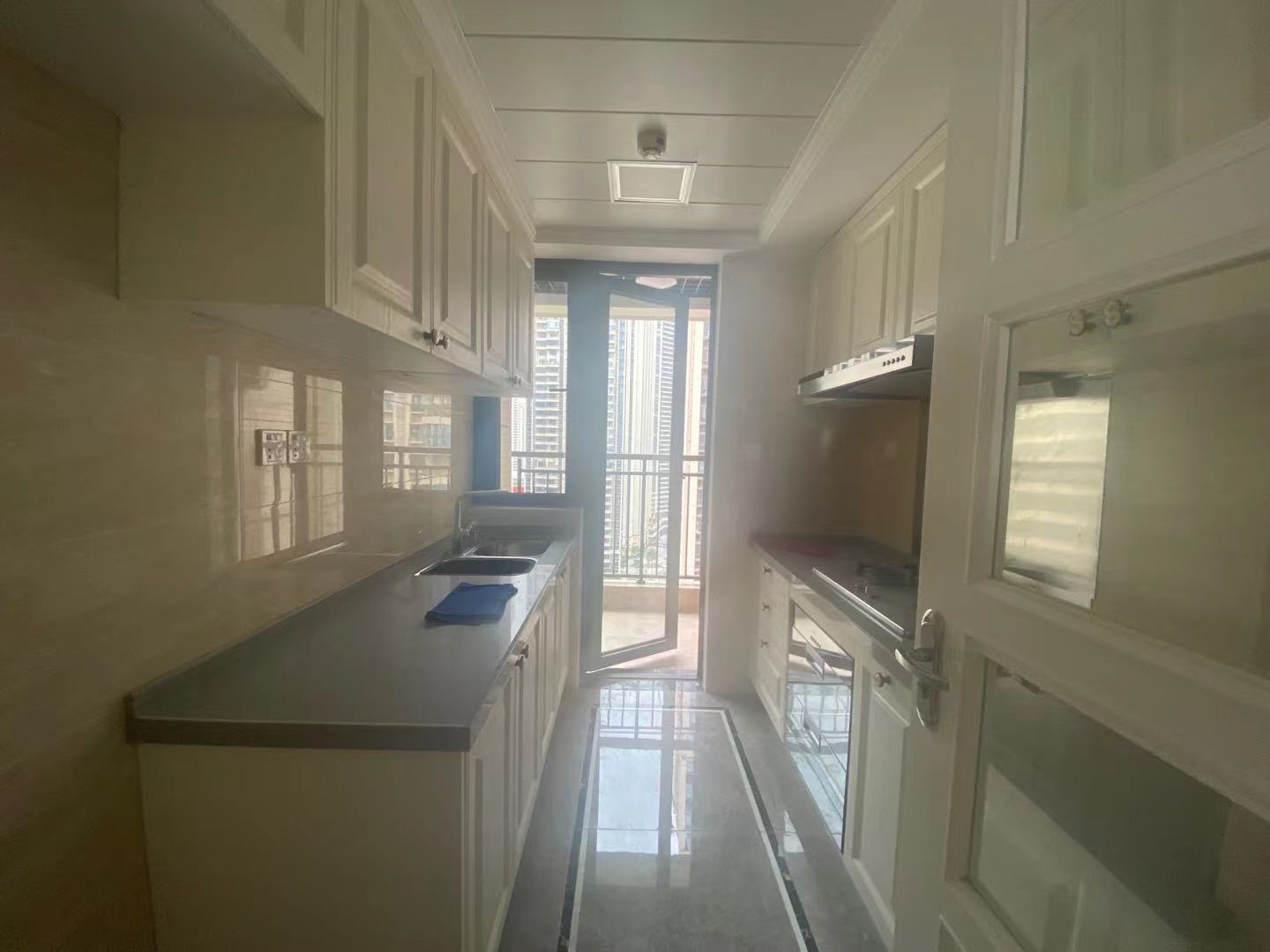 中海锦江城云熙一期  3室2厅2卫    2800.0元/月 中海锦江城云熙一期  3室2厅2卫    2800.0元/月室内图