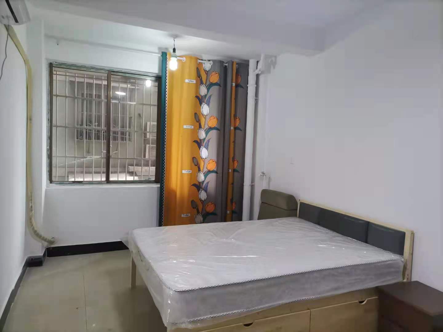 东湖绿洲 2室1厅1卫 1300.0元/月 东湖绿洲 2室1厅1卫 1300.0元/月室内图