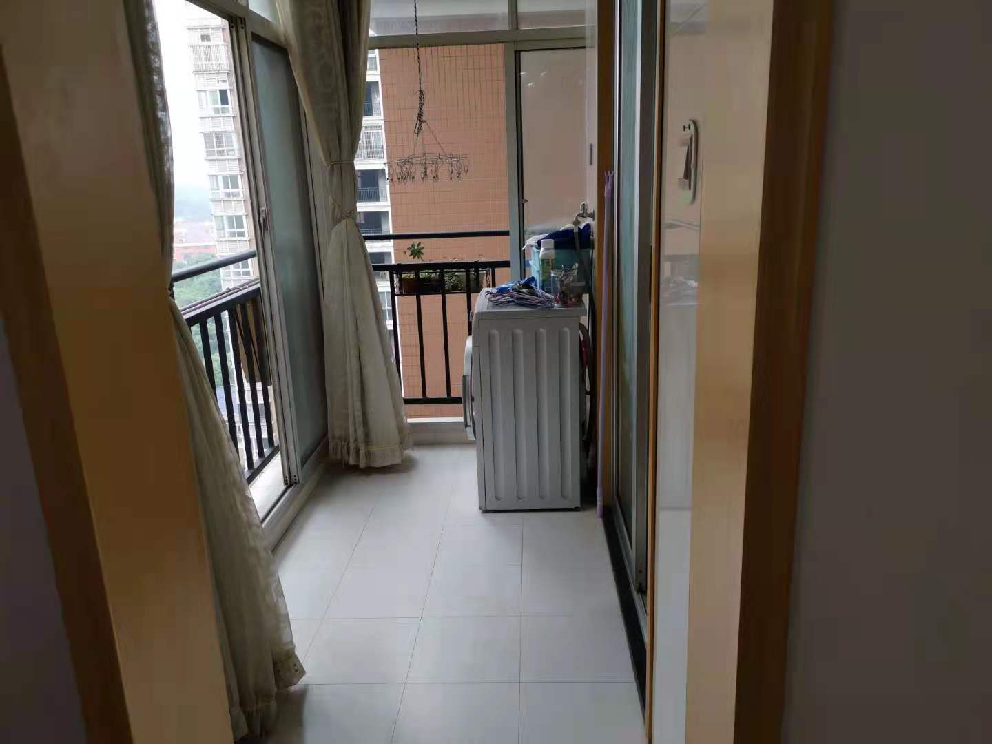 学府花园（文苑瑞景）  2室2厅1卫   59.80万客厅