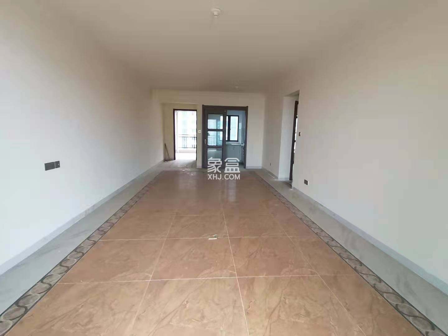 碧桂园梓山府 4室2厅2卫 2200.0元/月 碧桂园梓山府 4室2厅2卫 2200.0元/月室内图