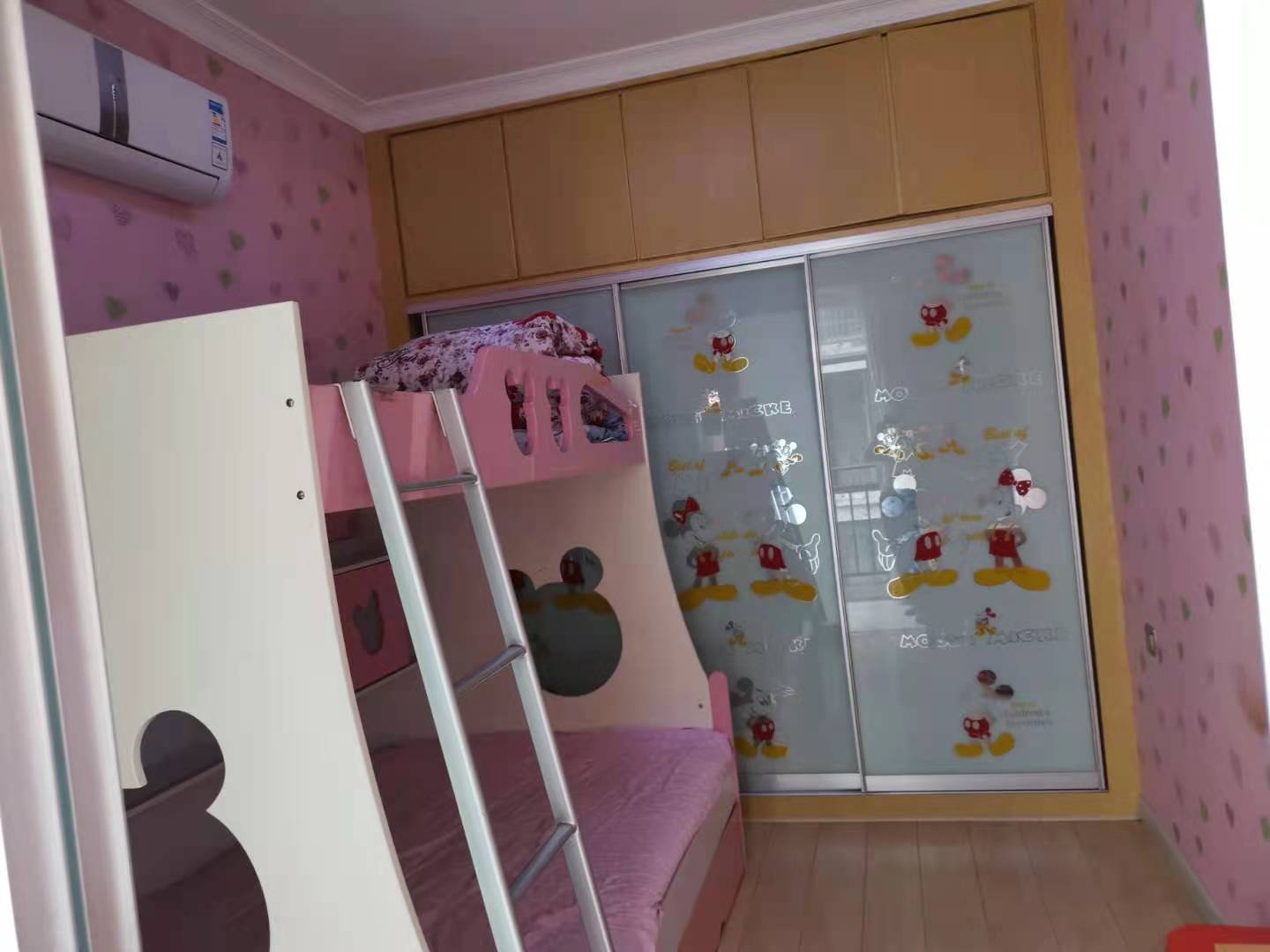 学府花园（文苑瑞景）  2室2厅1卫   59.80万卧室