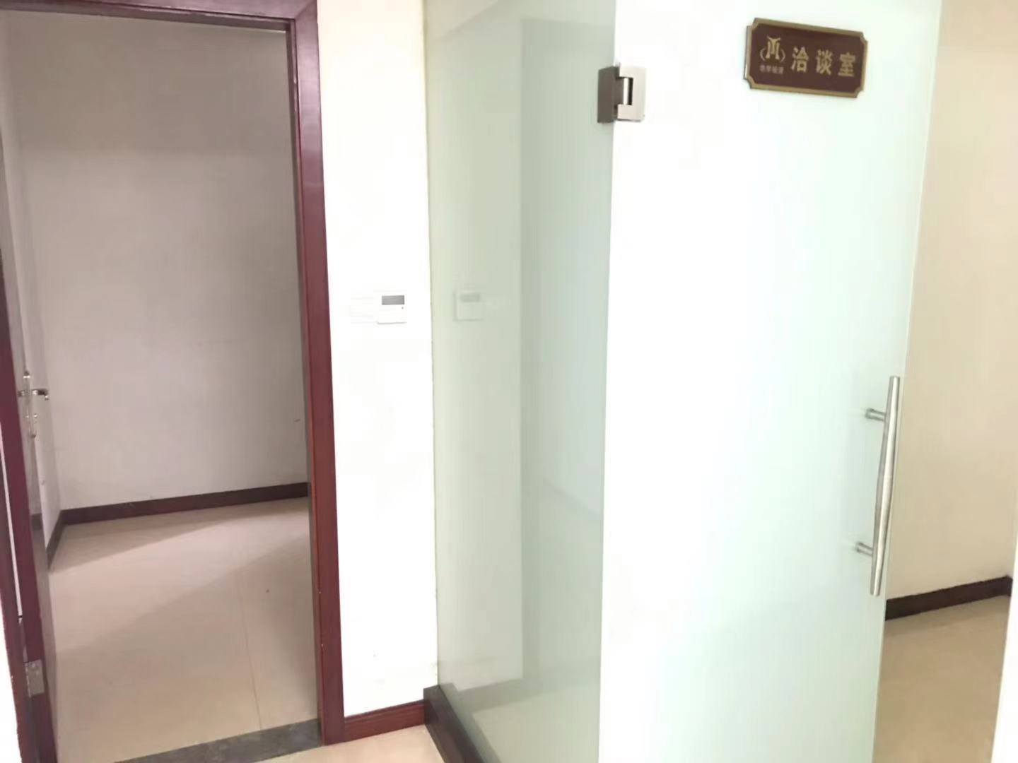 京电花园  0室0厅0卫    4500.0元/月室内图