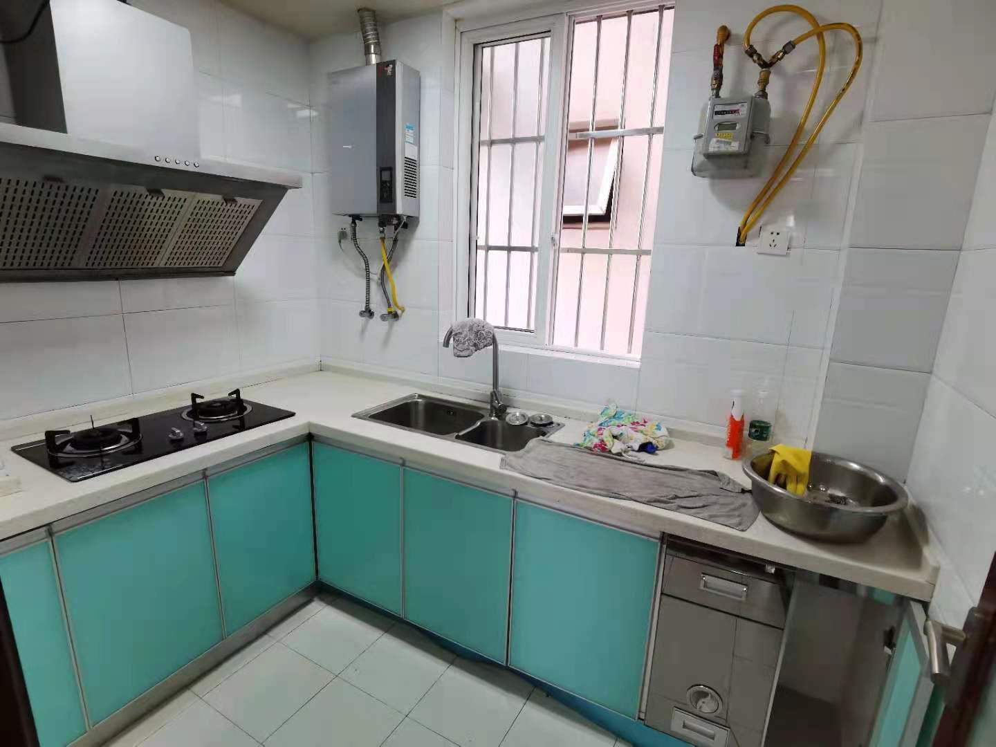 二江花园 3室2厅1卫 2000.0元/月 二江花园 3室2厅1卫 2000.0元/月室内图